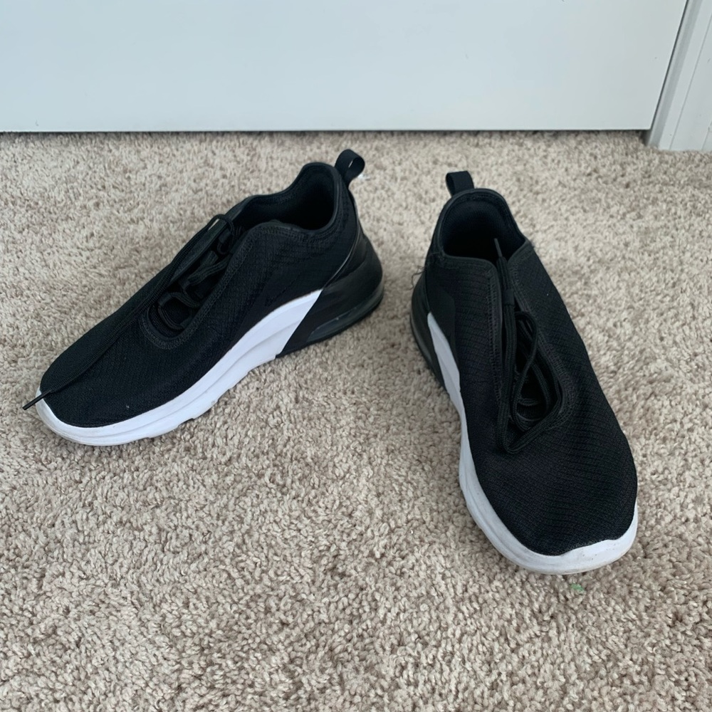 Women’s Nike Black Running Shoe